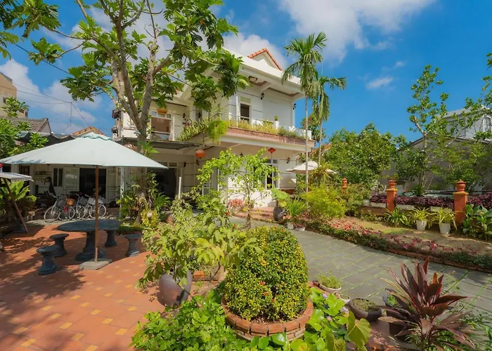 Strawberry Garden Homestay