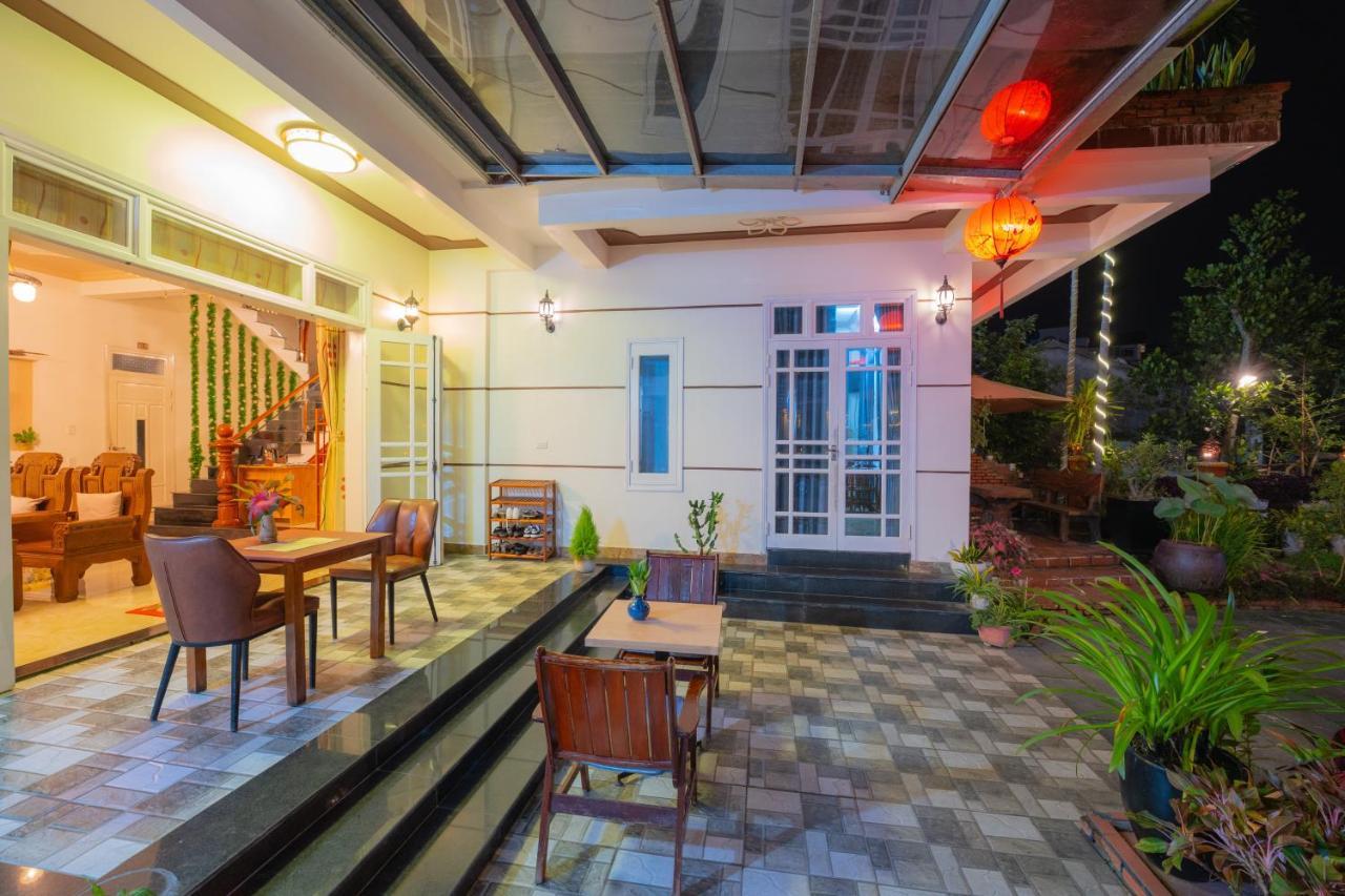 Strawberry Garden Homestay *