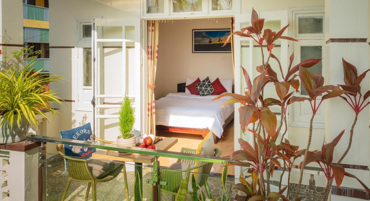 Strawberry Garden Homestay *